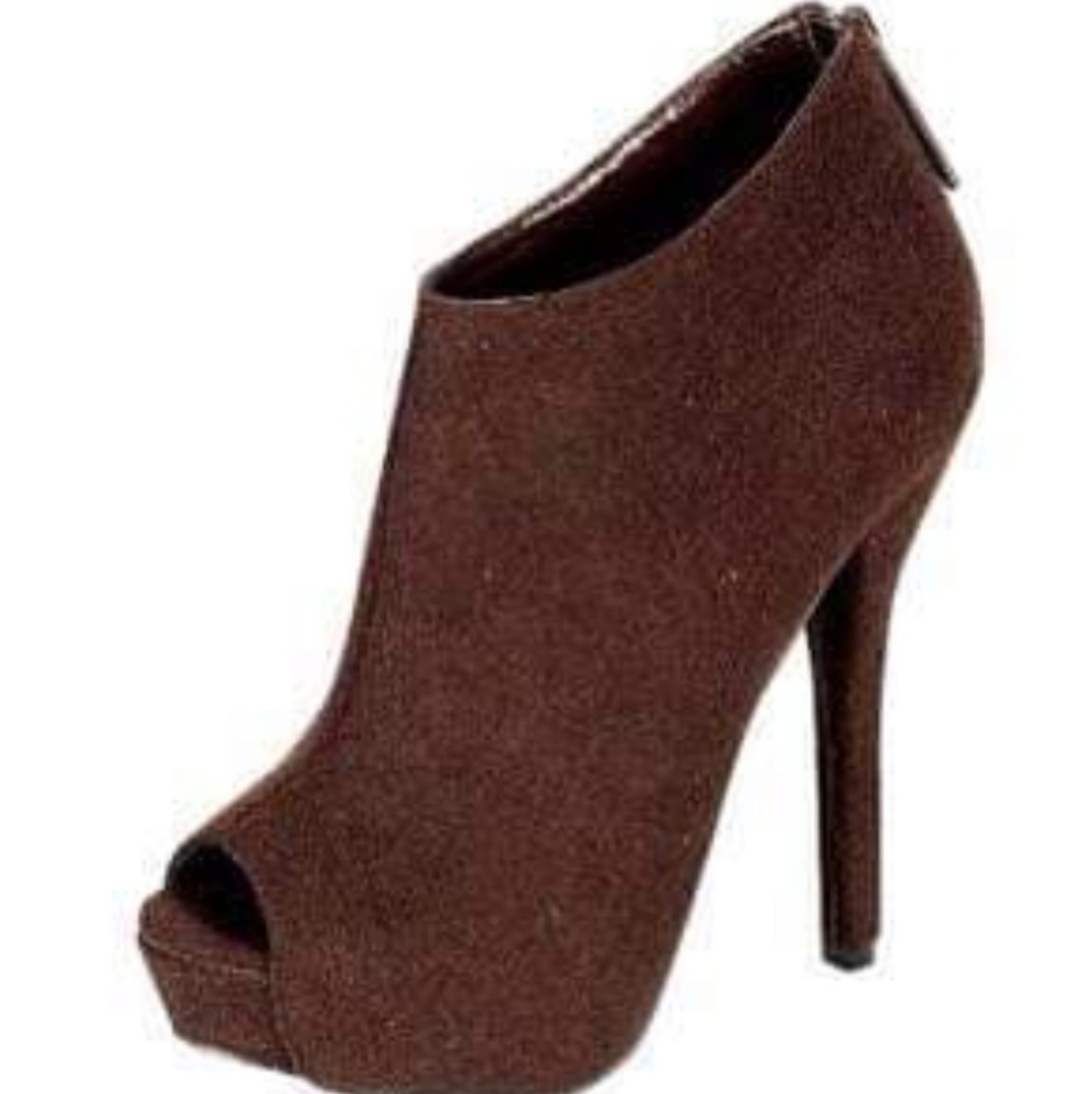 Breckelle's brown cloth peeptoe bootie